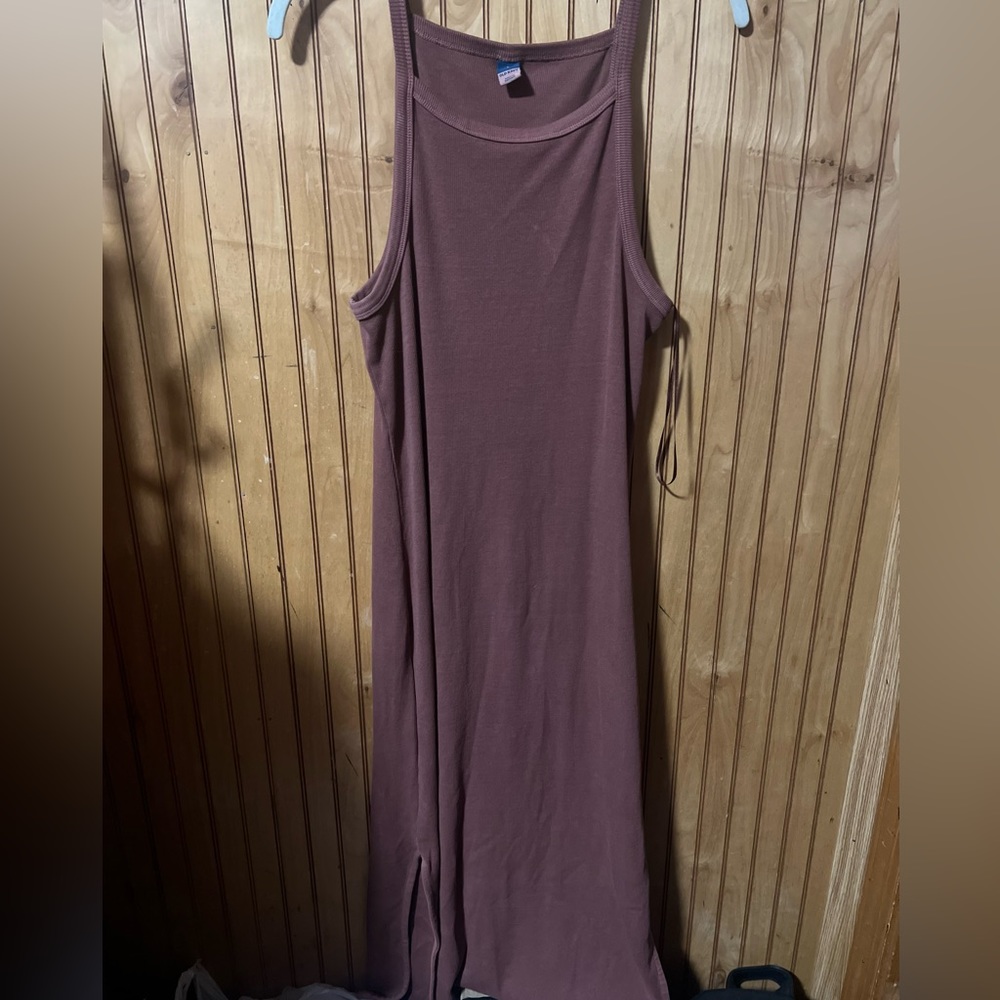 Fitted body-con dress!